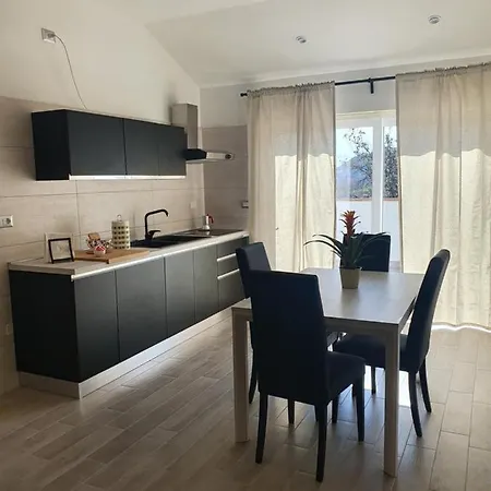 Casa de hóspedes Setteabbracci & 4*