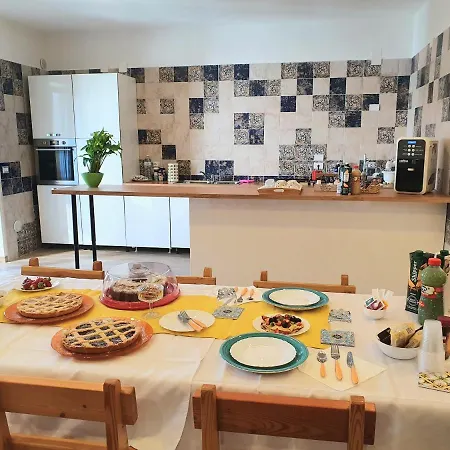 Setteabbracci & בית הארחה *