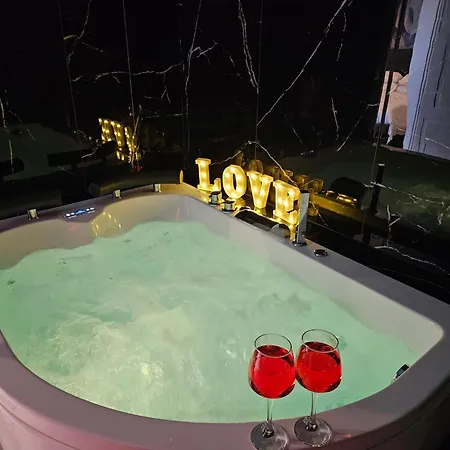 ゲストハウス Setteabbracci & バロニッシ